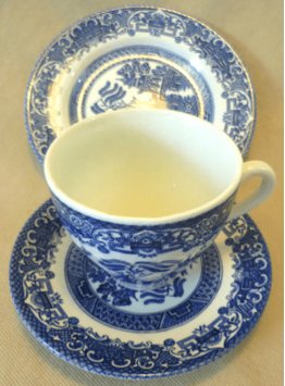 Vintage Ceramics - English Ironstone Old Willow Pattern Trio - Cup ... Vintage Ceramics - English Ironstone Old Willow Pattern Trio - Cup ...