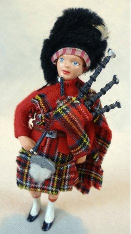 peggy nisbet royal family dolls